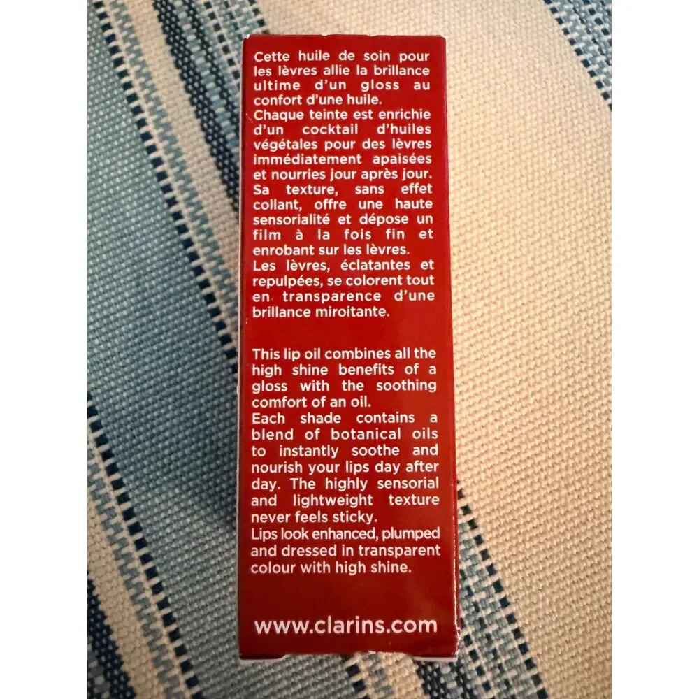 NIB Clarins Instant Light Lip Comfort Oil in 08 Blackberry